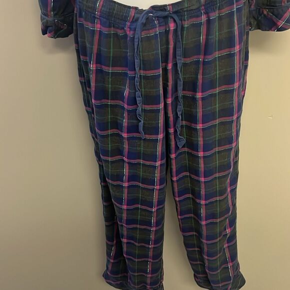 Victoria’s Secret Blue Plaid Two Piece Pajama Set- Button Down Pull-On-Med Short - Picture 9 of 16